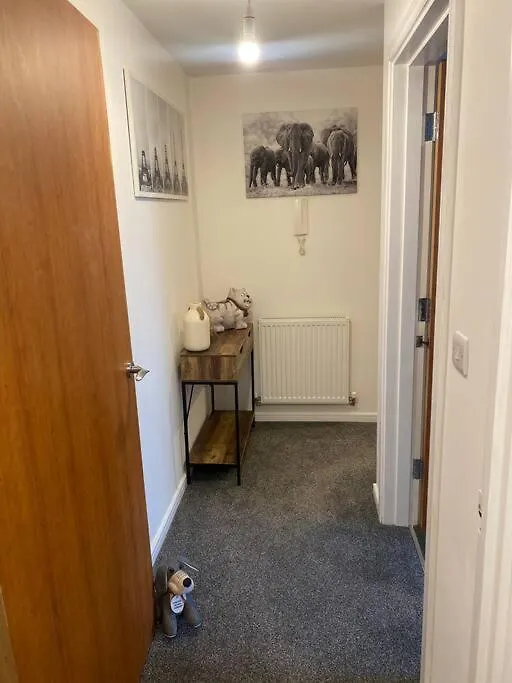 Lovely 2Nd Floor 2 Bed Flat Sleeps 4 Doncaster