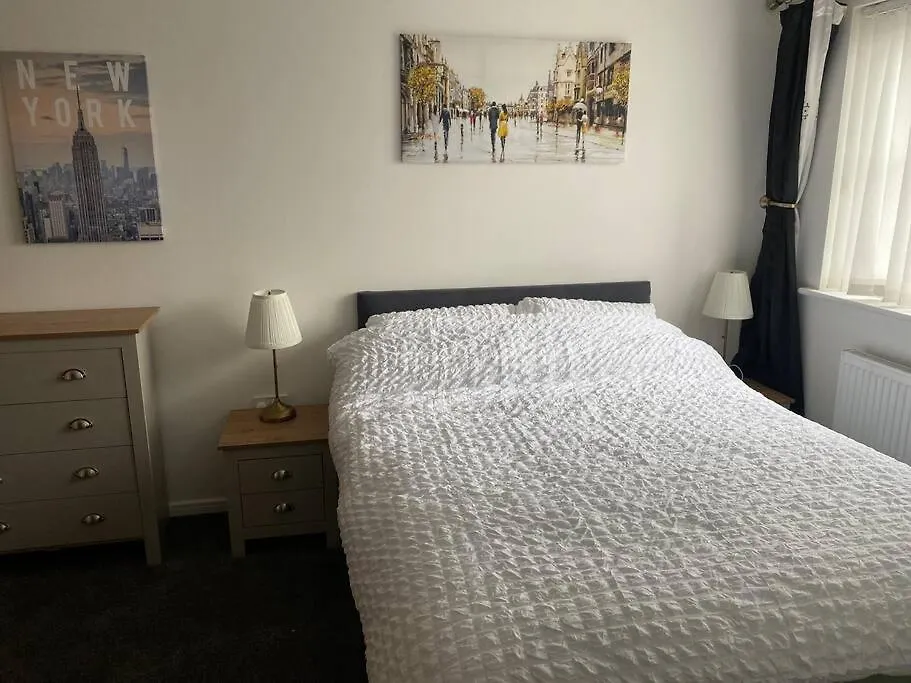 Lovely 2Nd Floor 2 Bed Flat Sleeps 4 Doncaster 0*,  United Kingdom